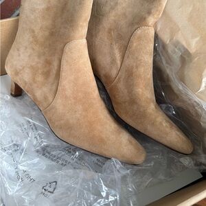 Madewell “The Dimes” Kitten Heel Suede Boots